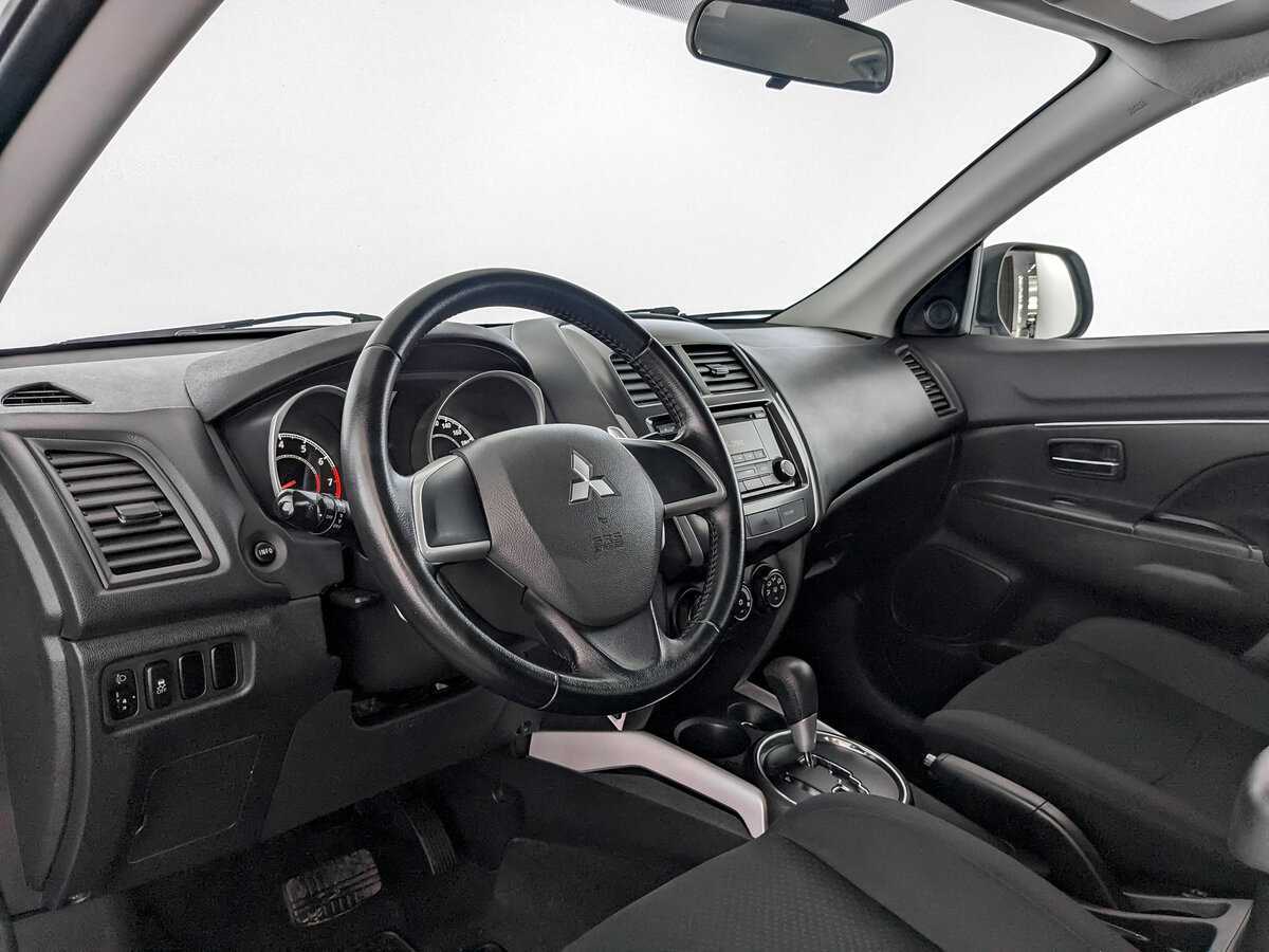 Купить Mitsubishi ASX с пробегом. Фото: #13