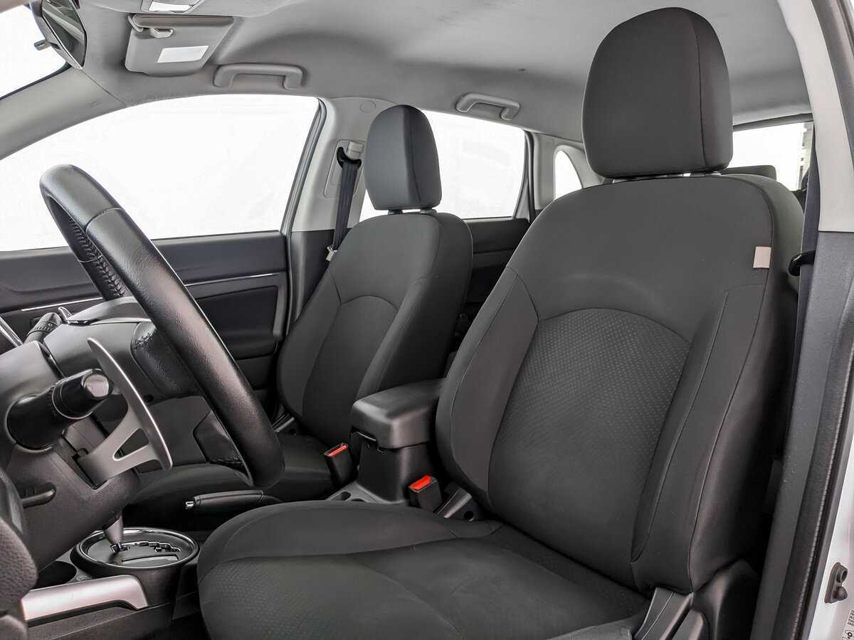 Купить Mitsubishi ASX с пробегом. Фото: #15