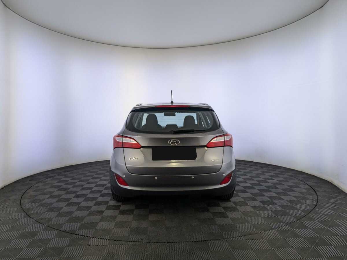 Купить Hyundai i30 с пробегом. Фото: #5