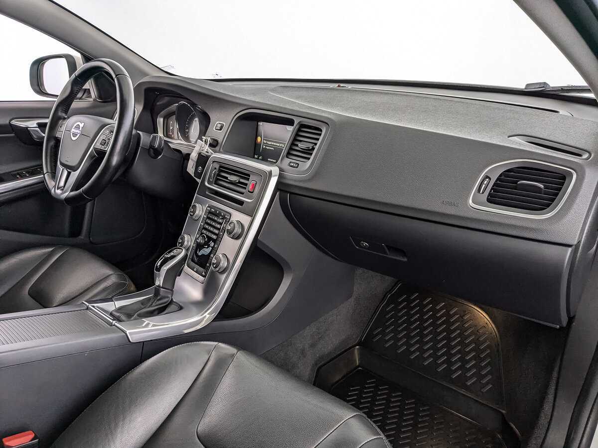 Купить Volvo S60 с пробегом. Фото: #8
