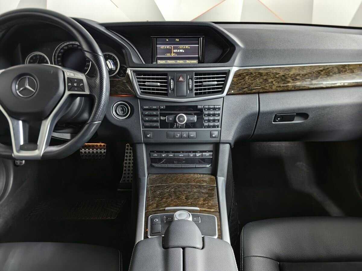 Купить Mercedes-Benz E-Класс с пробегом. Фото: #10