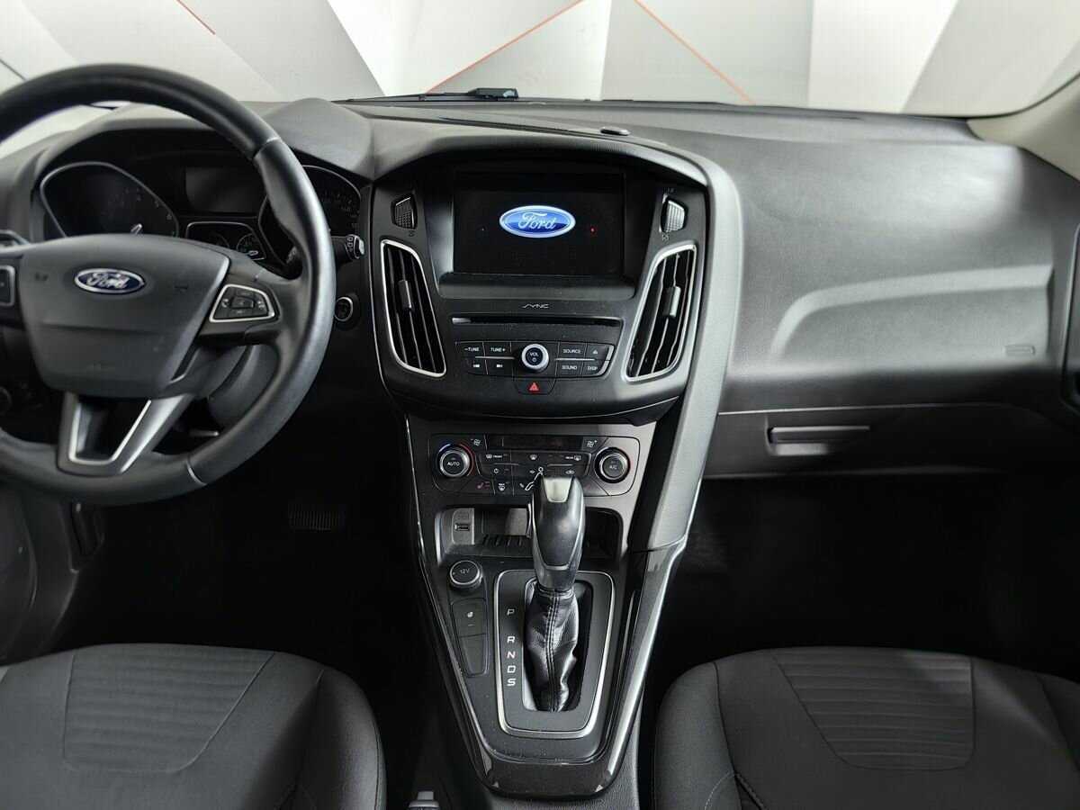 Купить Ford Focus с пробегом. Фото: #10