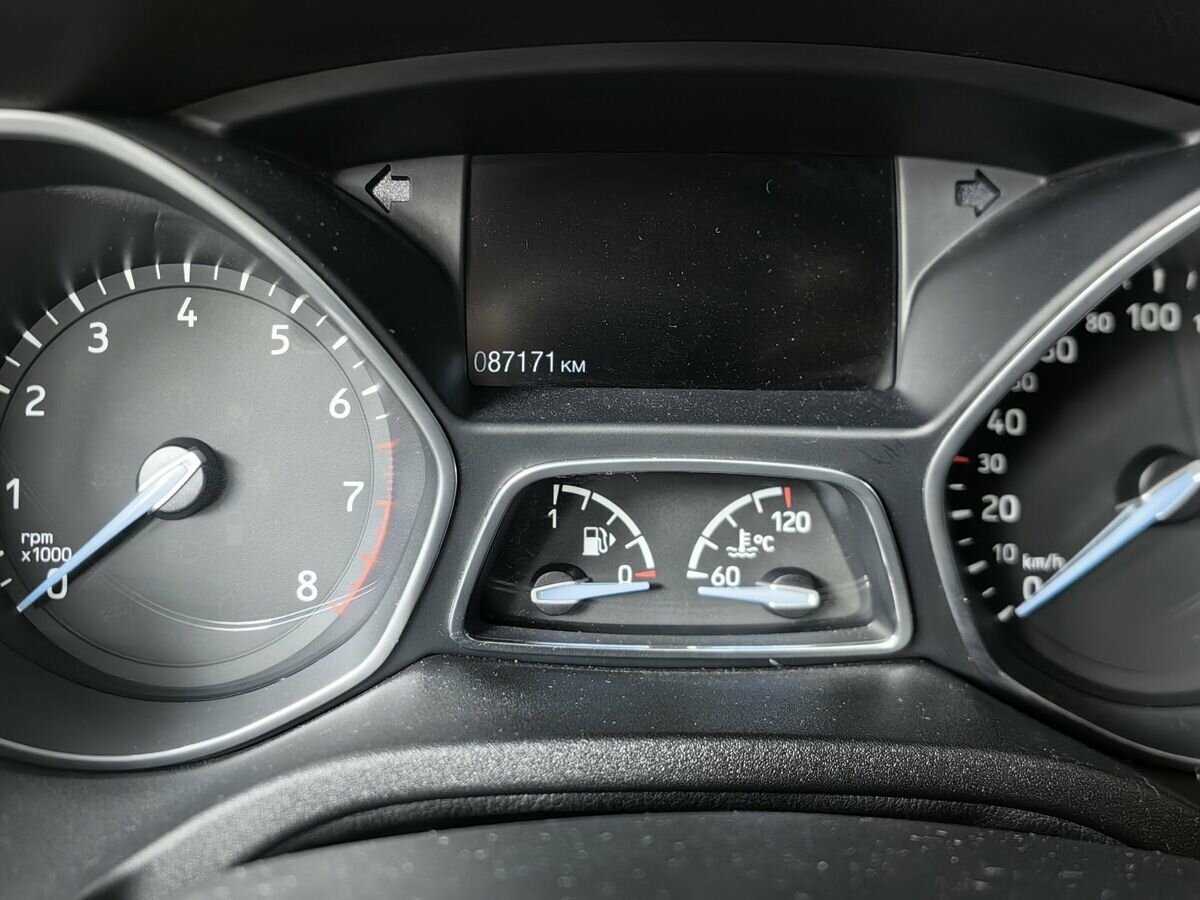 Купить Ford Focus с пробегом. Фото: #16