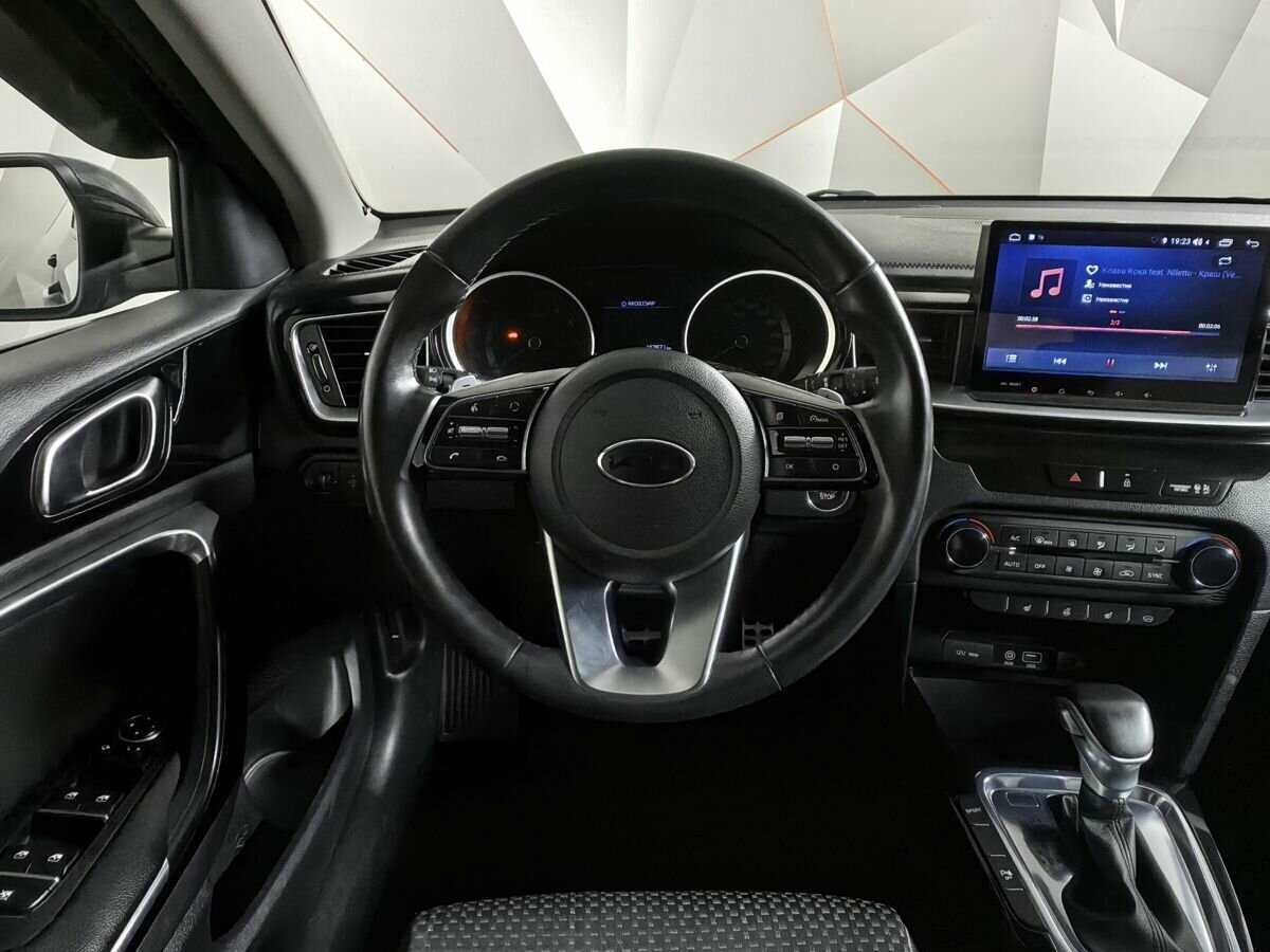 Купить Kia Ceed с пробегом. Фото: #11