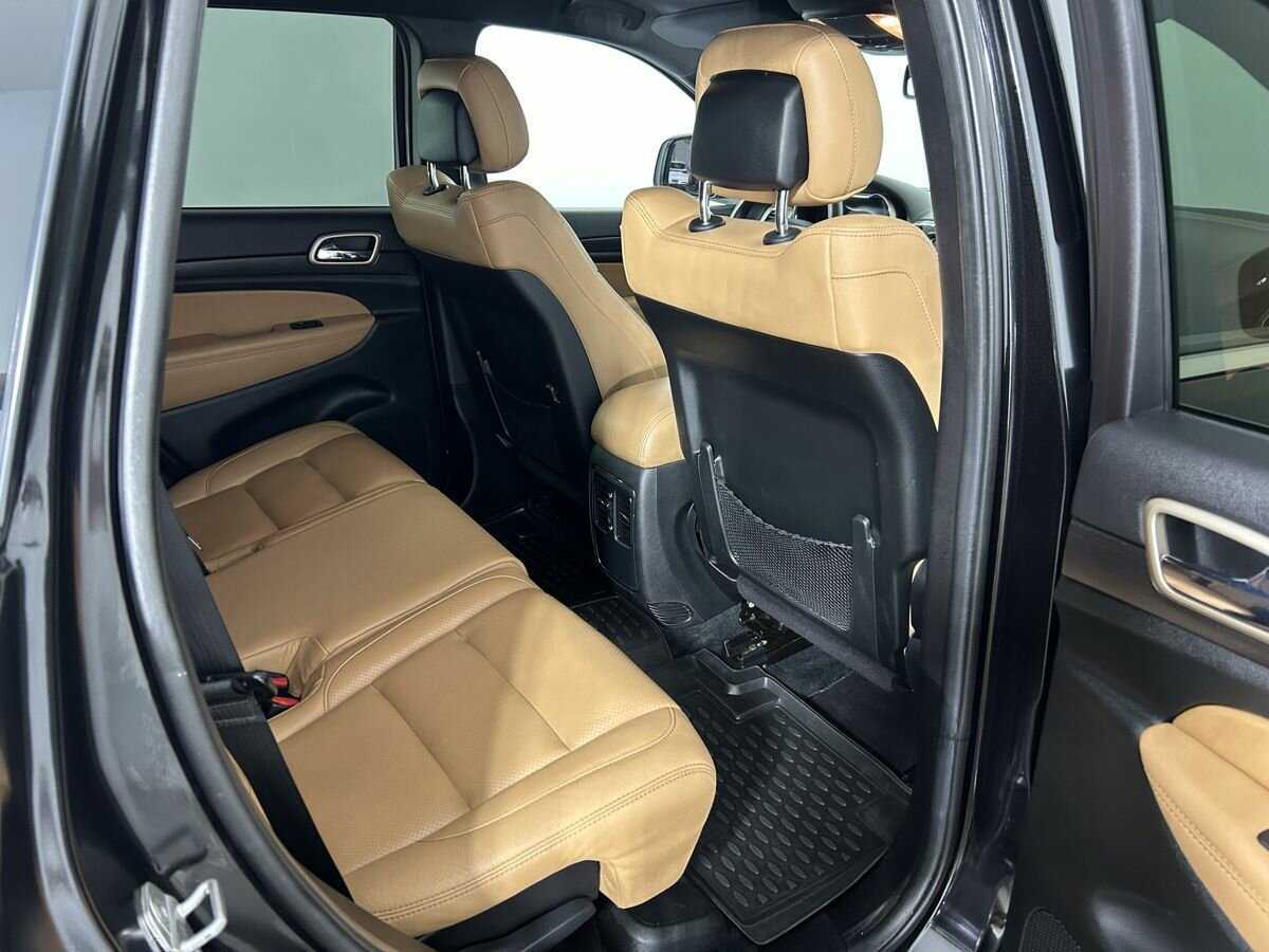 Купить Jeep Grand Cherokee с пробегом. Фото: #15