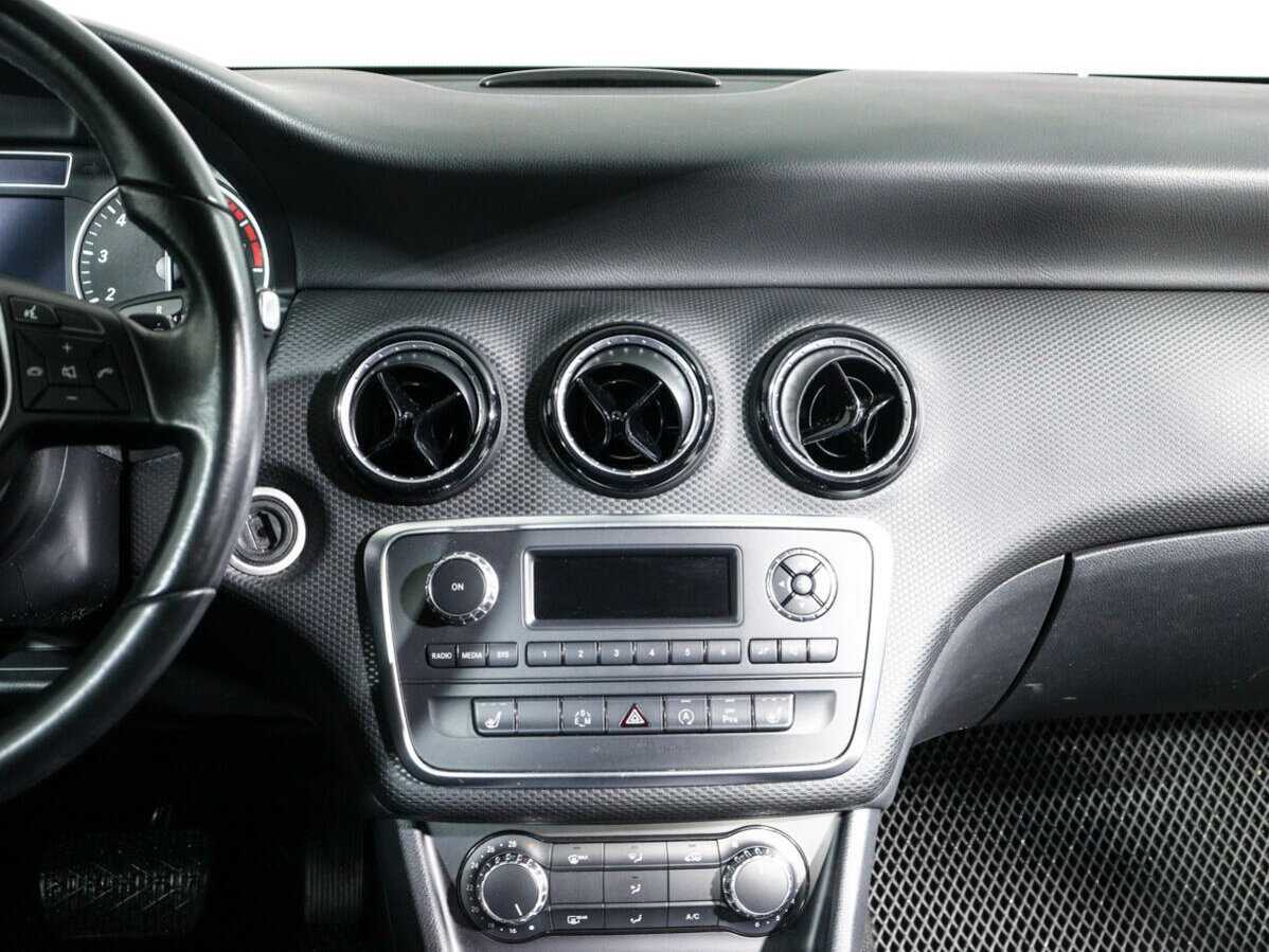 Купить Mercedes-Benz A-Класс с пробегом. Фото: #12