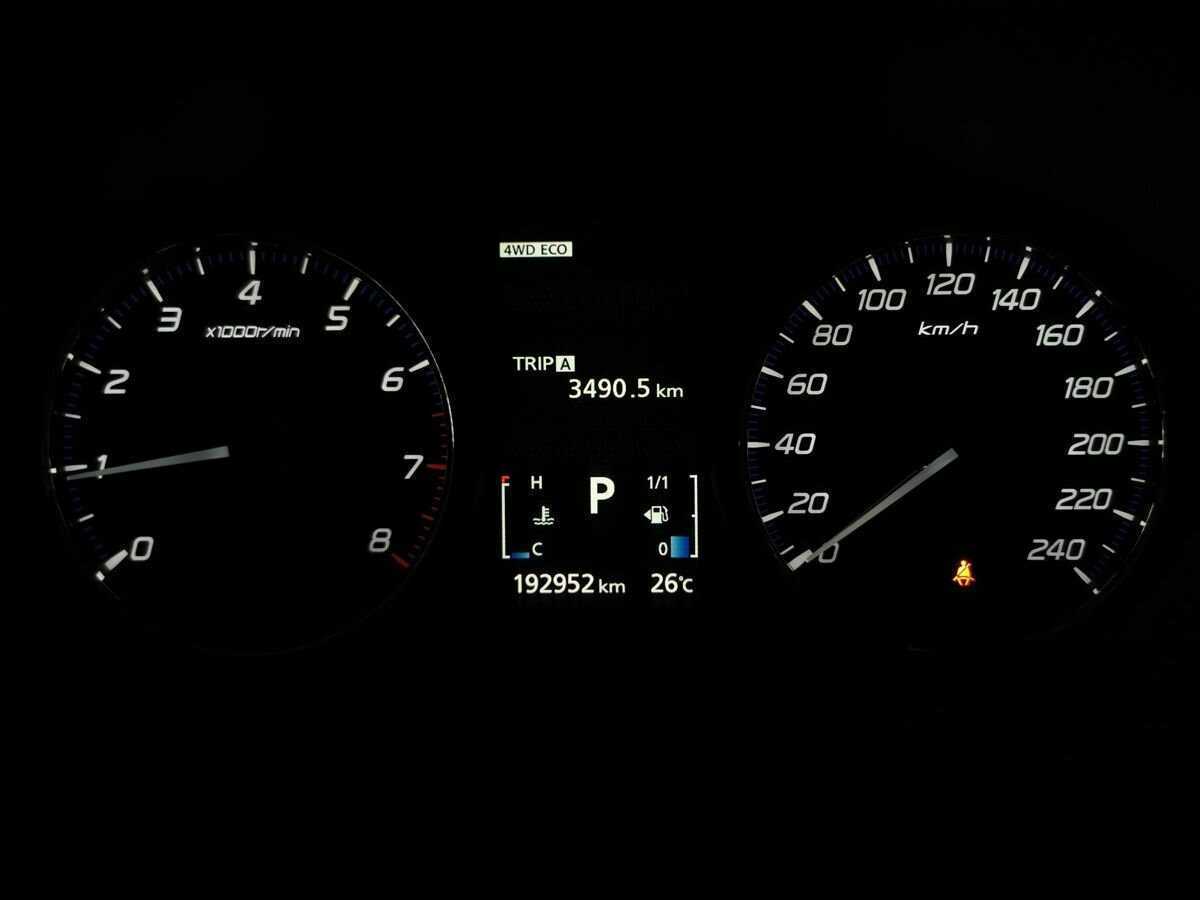 Купить Mitsubishi Outlander с пробегом. Фото: #16