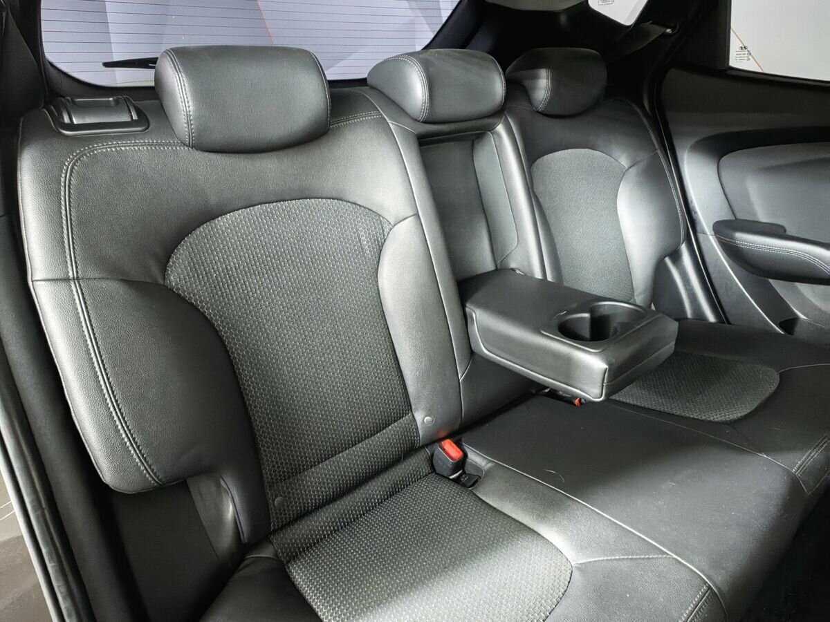 Купить Hyundai ix35 с пробегом. Фото: #10