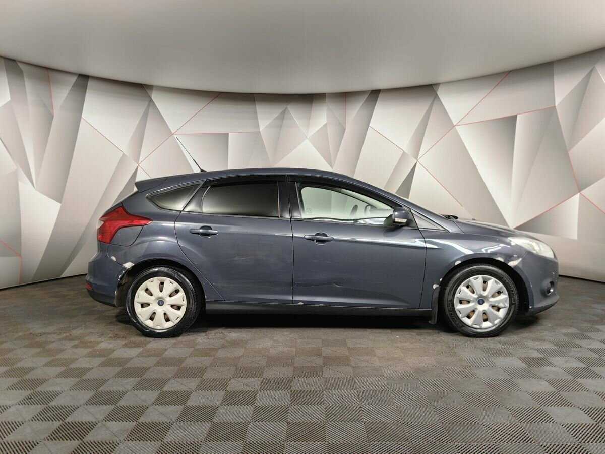 Купить Ford Focus с пробегом. Фото: #4
