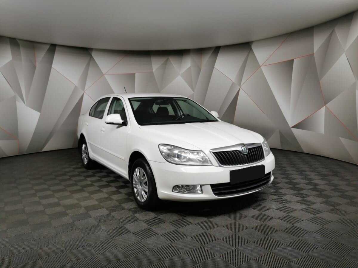 Купить Skoda Octavia с пробегом. Фото: #2