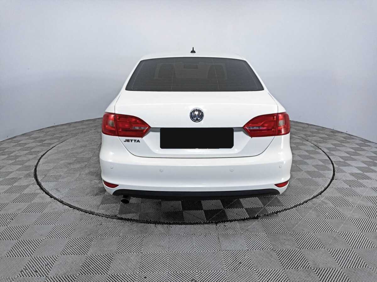 Купить Volkswagen Jetta с пробегом. Фото: #5