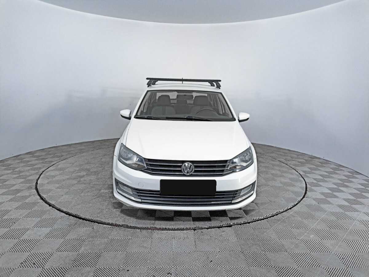 Купить Volkswagen Polo с пробегом. Фото: #1