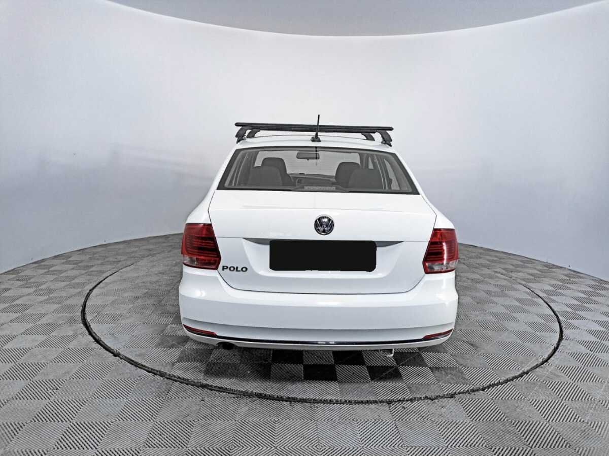 Купить Volkswagen Polo с пробегом. Фото: #5