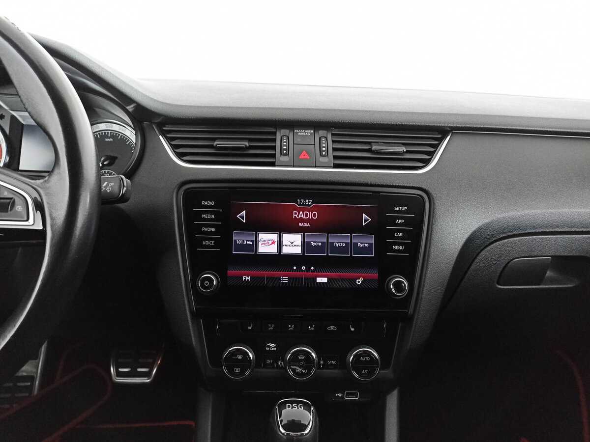 Купить Skoda Octavia с пробегом. Фото: #12