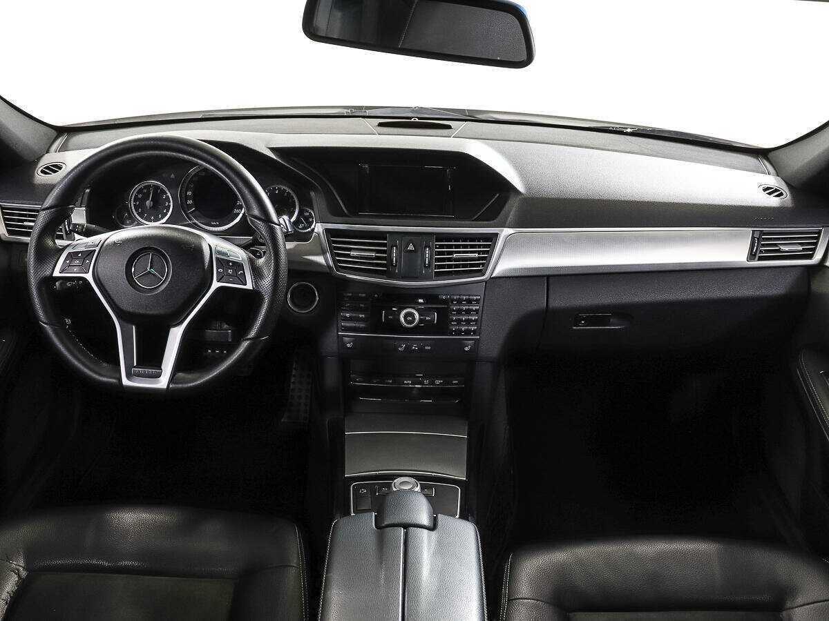 Купить Mercedes-Benz E-Класс с пробегом. Фото: #11