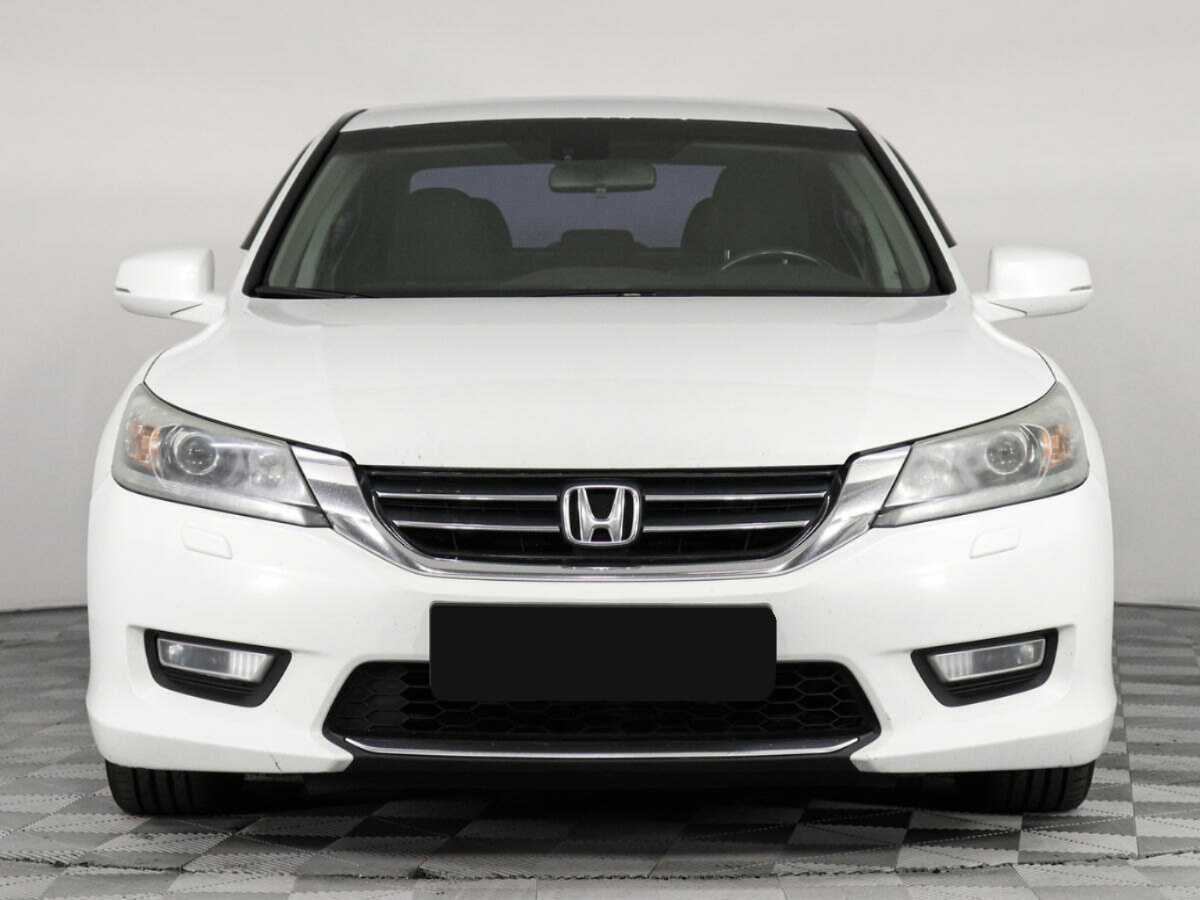 Купить Honda Accord с пробегом. Фото: #1