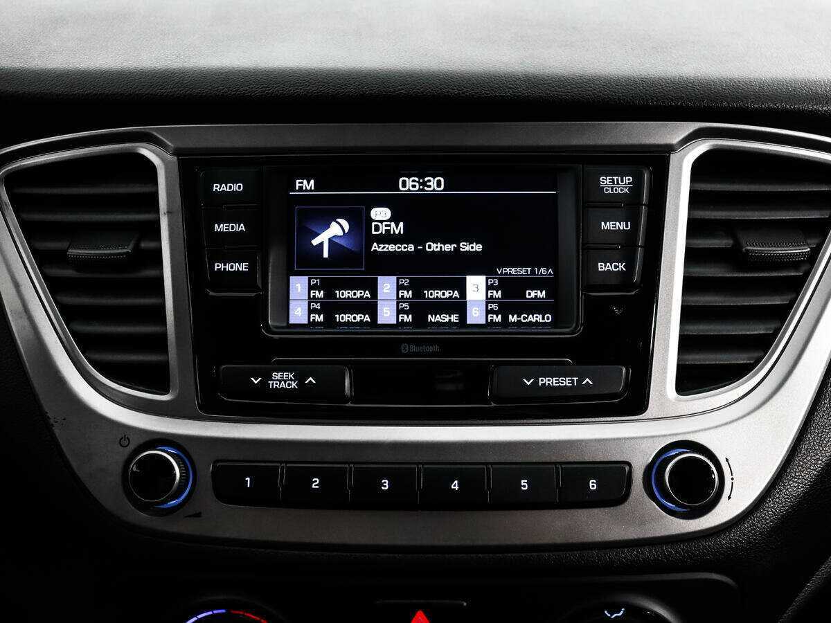 Купить Hyundai Solaris с пробегом. Фото: #12