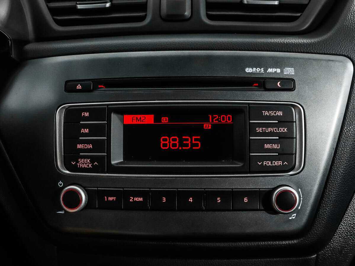 Купить Kia Rio с пробегом. Фото: #12