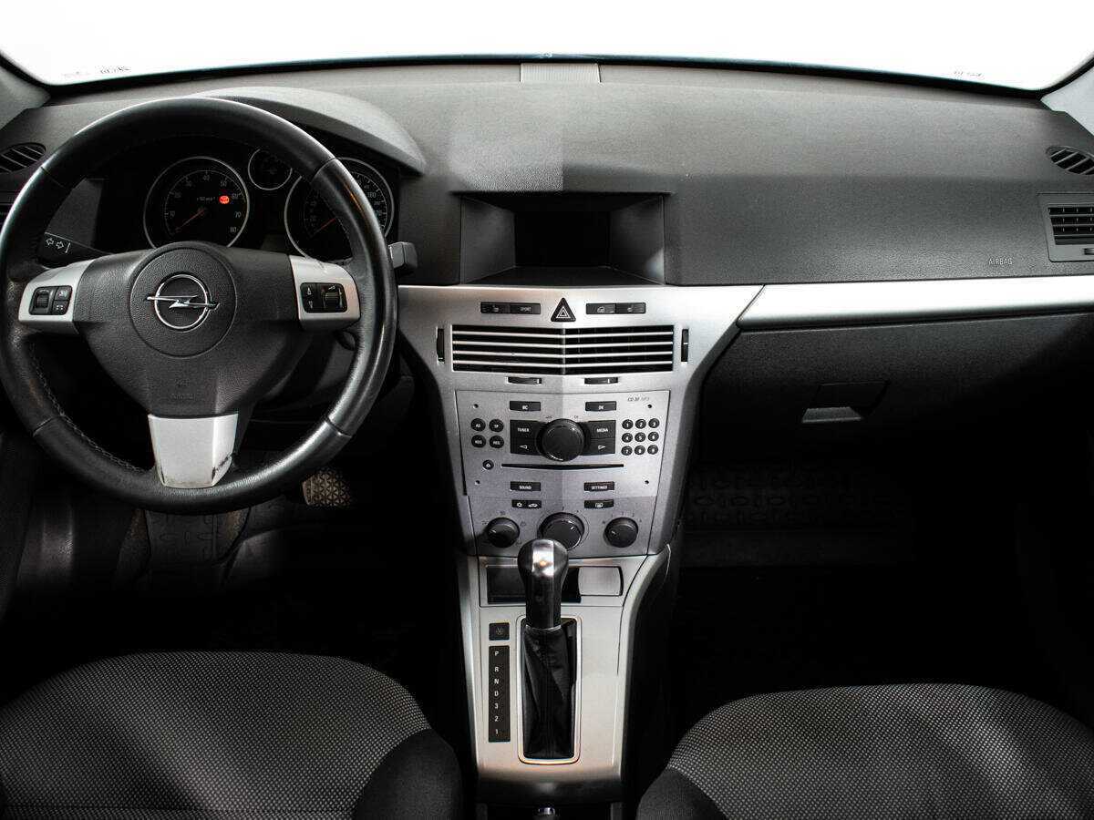 Купить Opel Astra с пробегом. Фото: #10