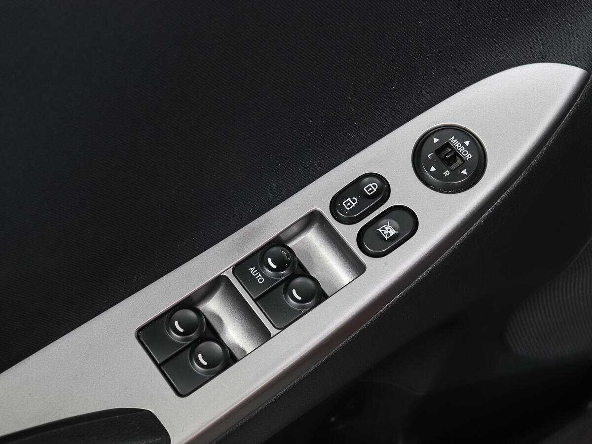 Купить Hyundai Solaris с пробегом. Фото: #14