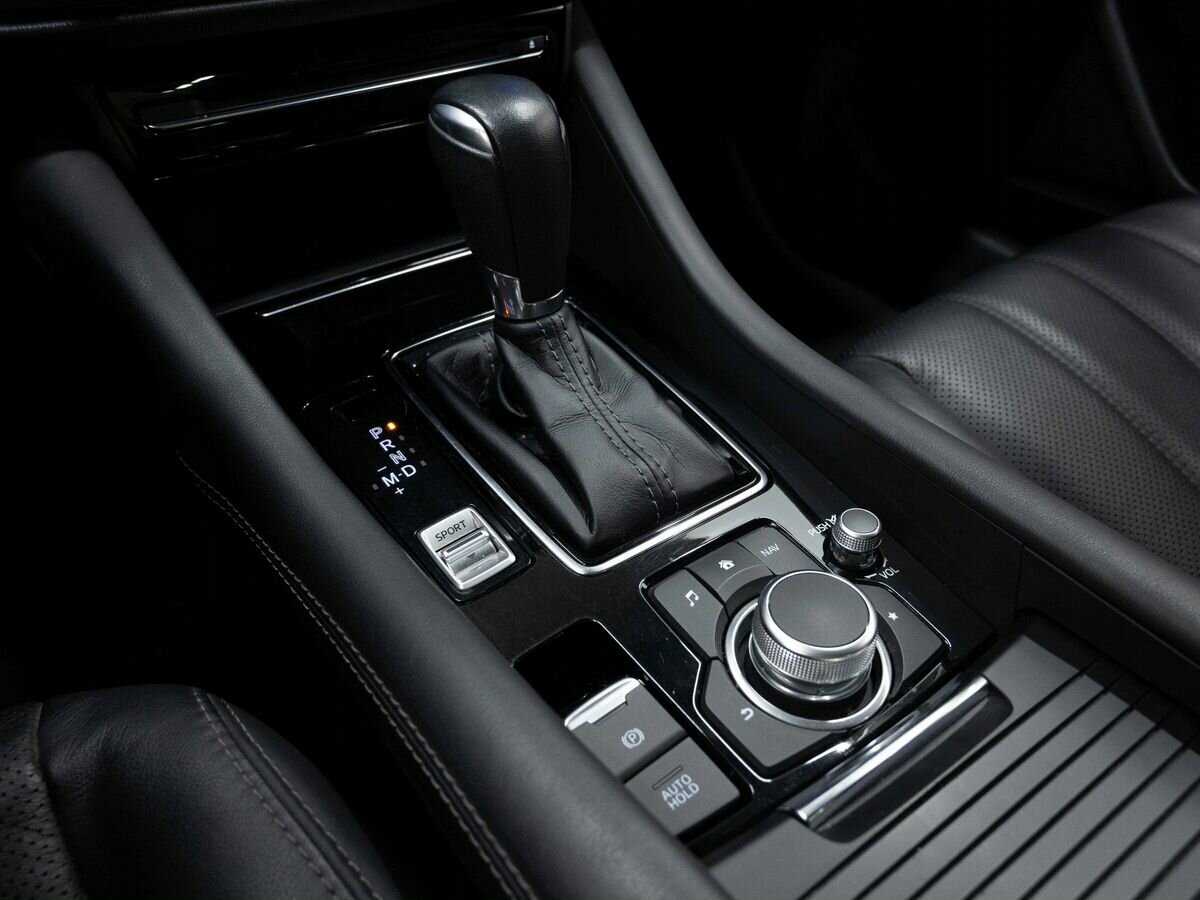 Купить Mazda 6 с пробегом. Фото: #22