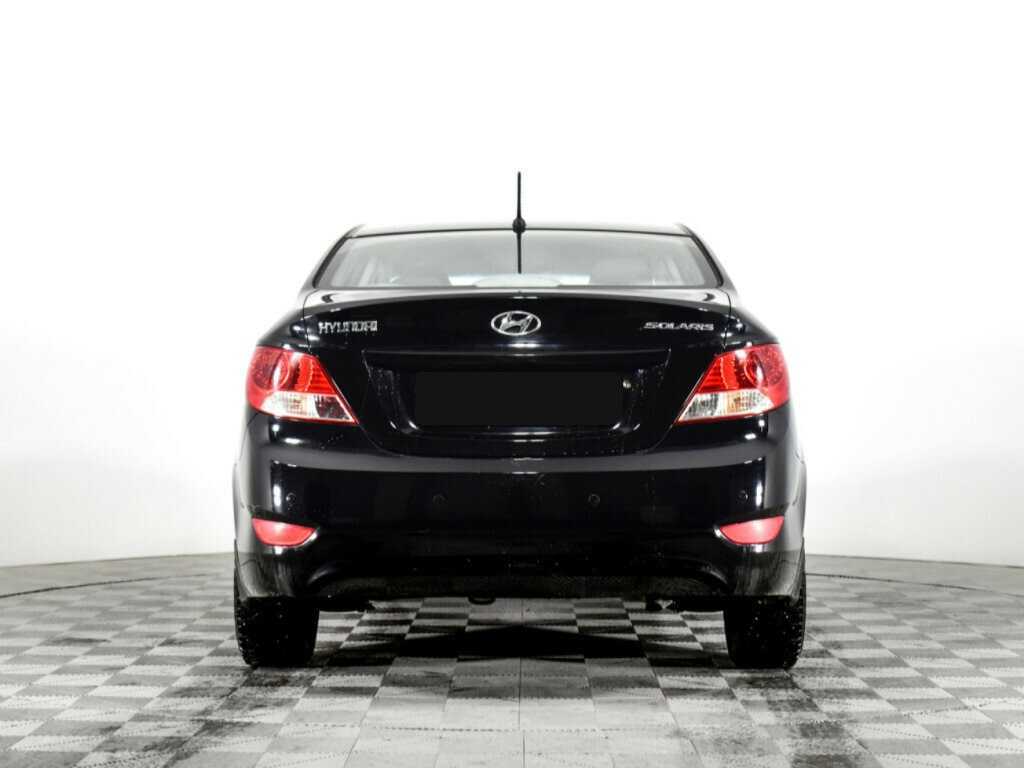 Купить Hyundai Solaris с пробегом. Фото: #3