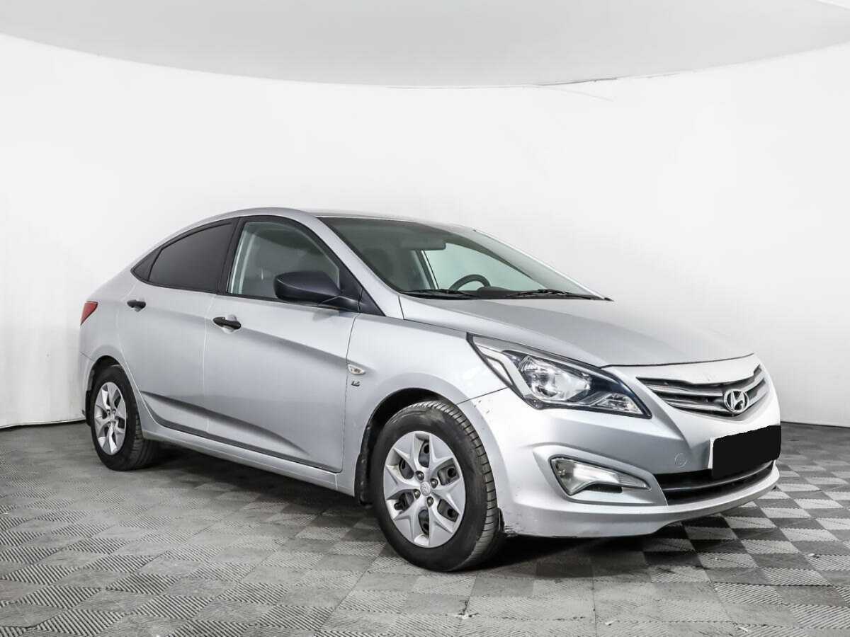 Купить Hyundai Solaris с пробегом. Фото: #2