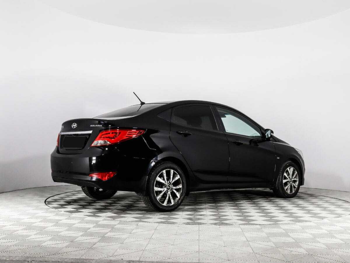 Купить Hyundai Solaris с пробегом. Фото: #4