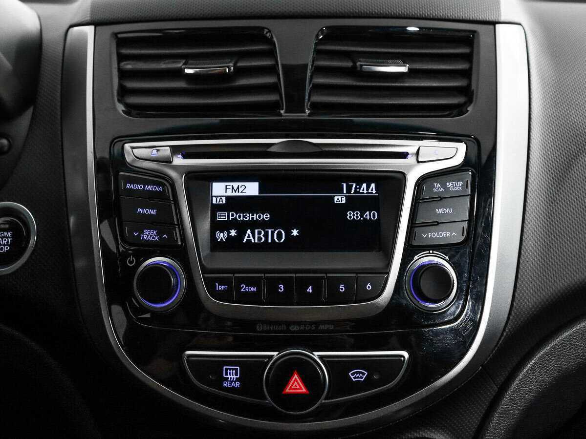 Купить Hyundai Solaris с пробегом. Фото: #13