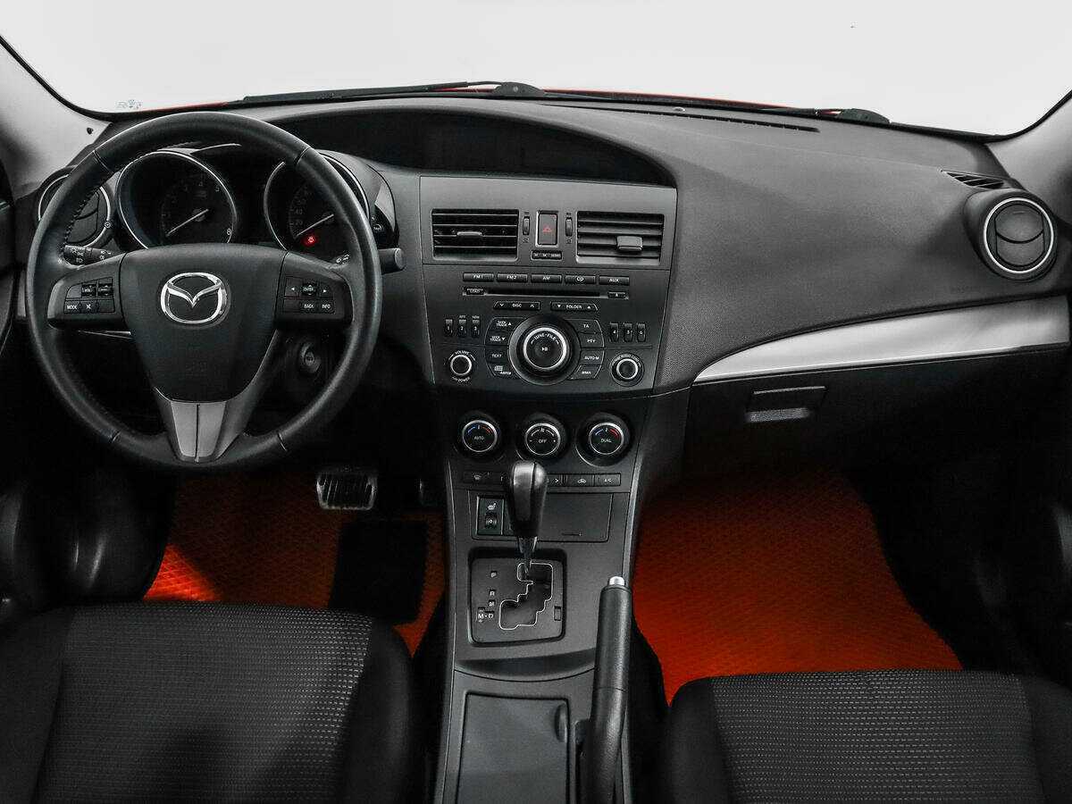 Купить Mazda 3 с пробегом. Фото: #11