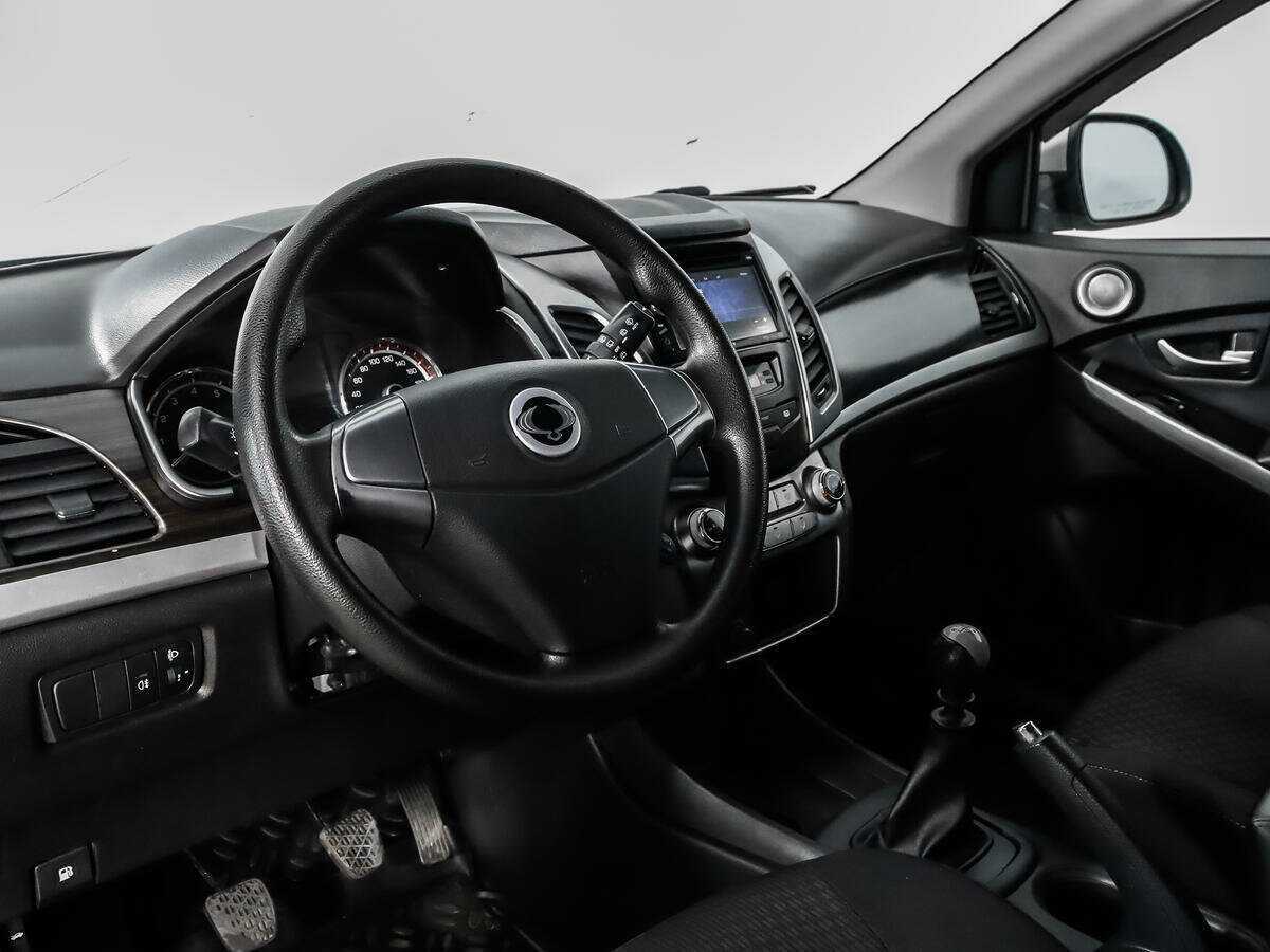 Купить SsangYong Actyon с пробегом. Фото: #8