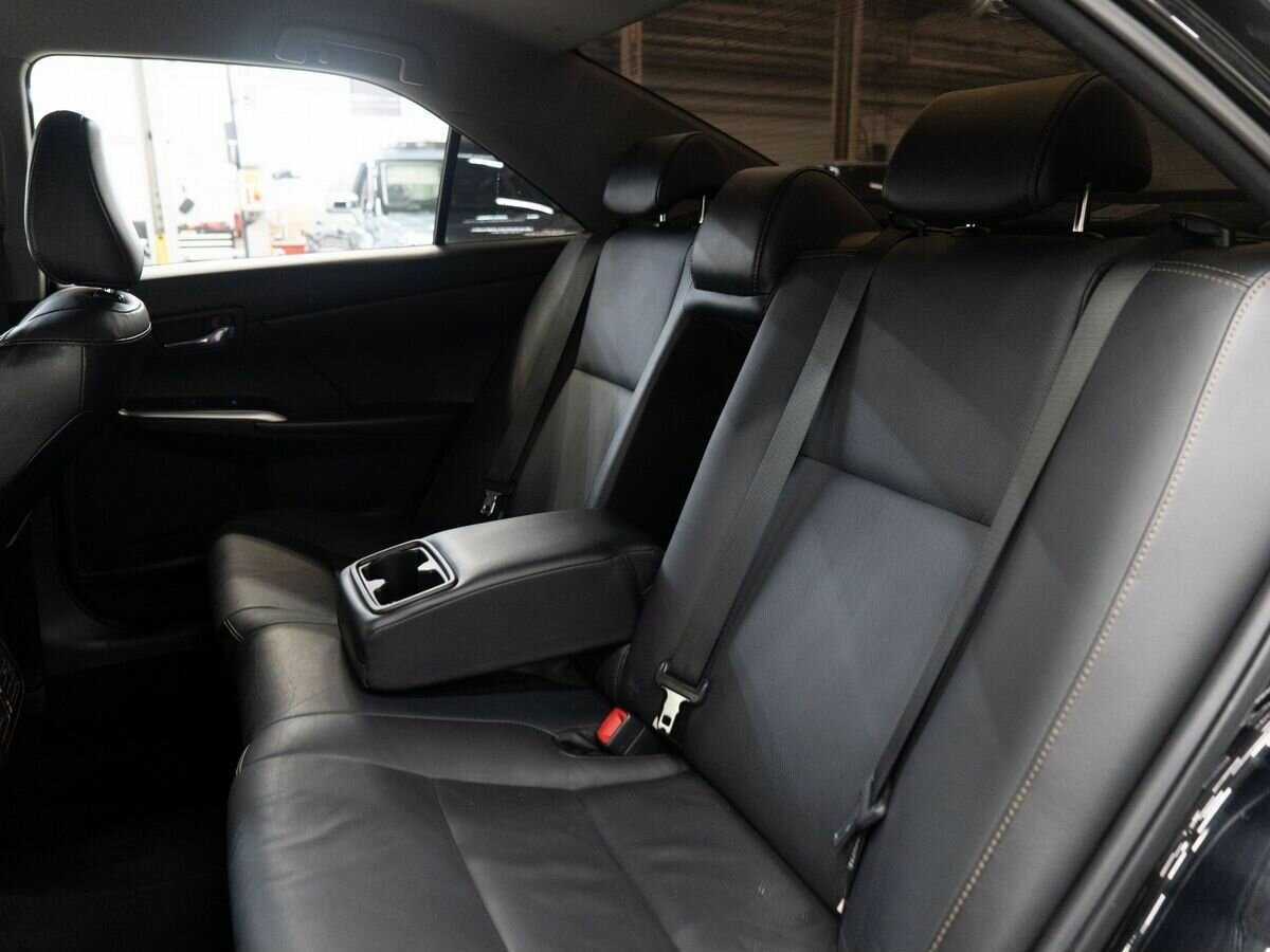 Купить Toyota Camry с пробегом. Фото: #6