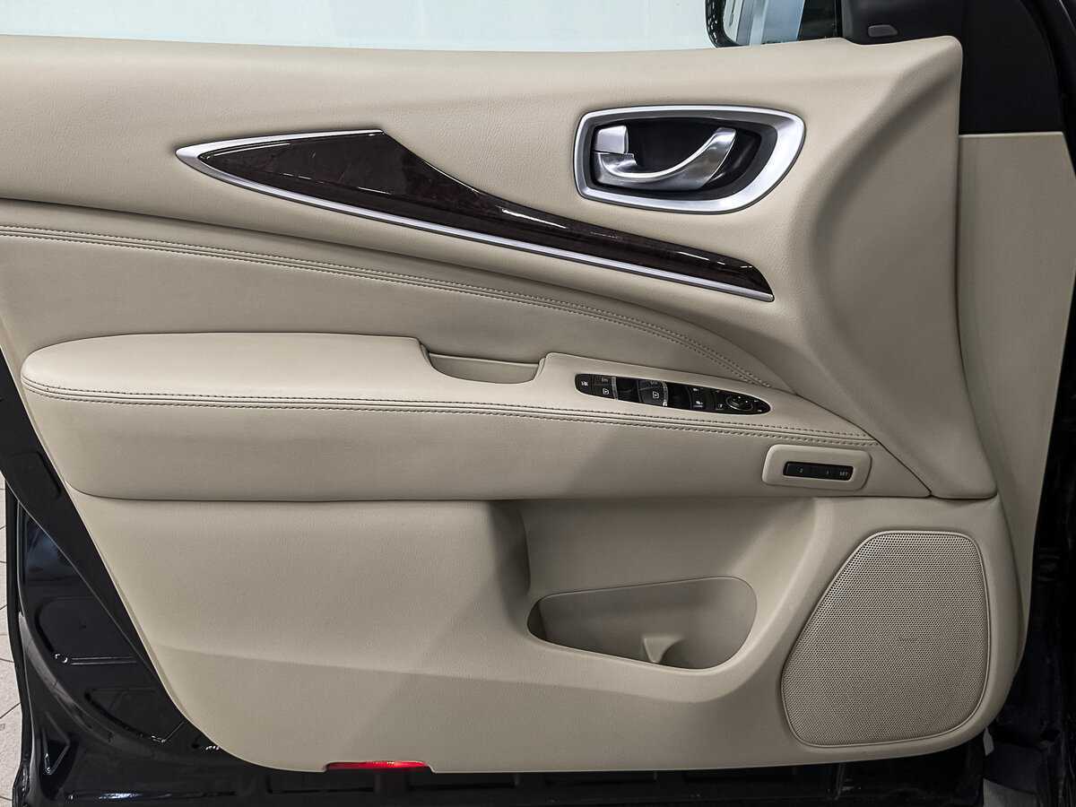 Купить Infiniti QX60 с пробегом. Фото: #18