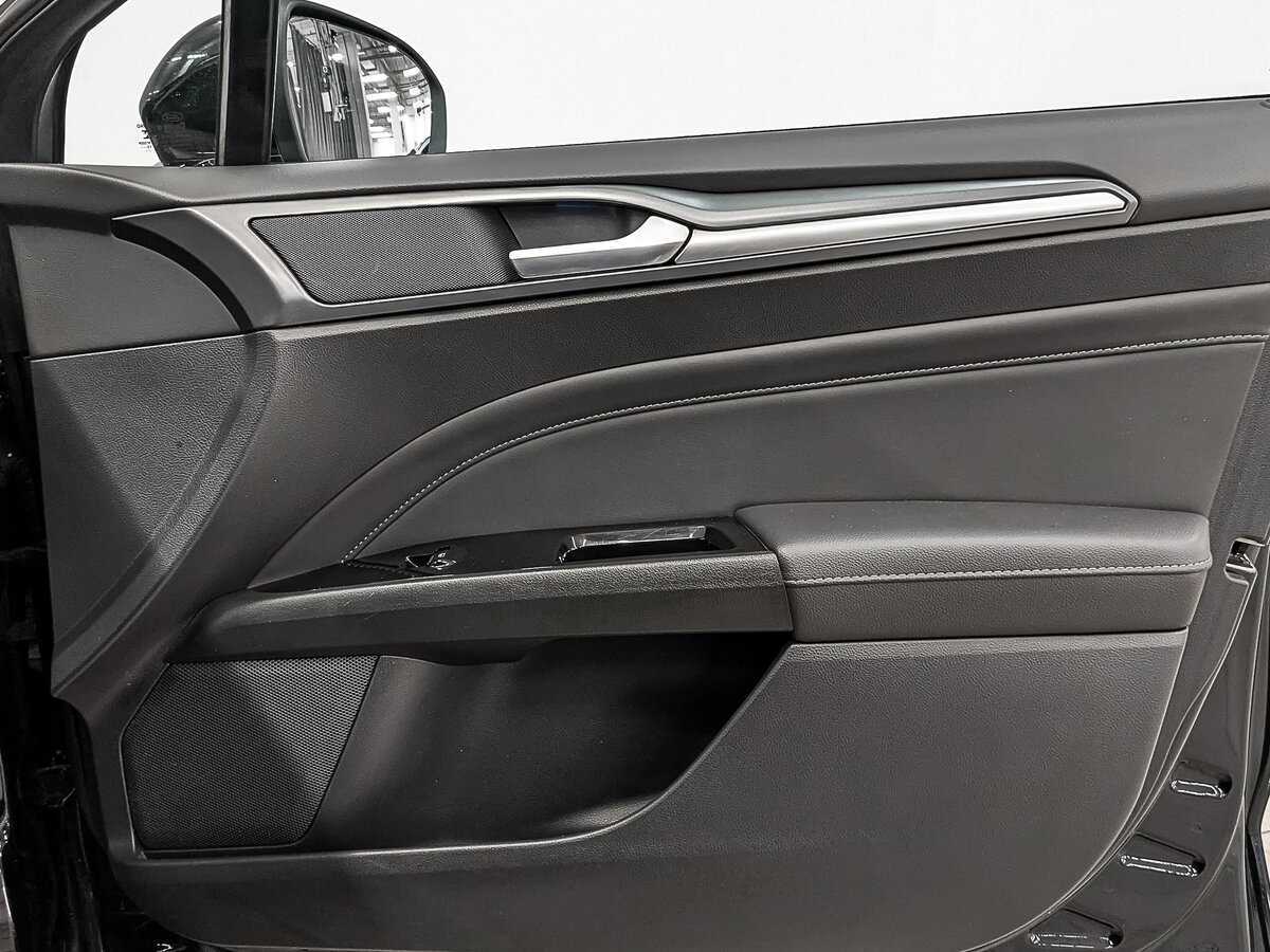 Купить Ford Mondeo с пробегом. Фото: #23