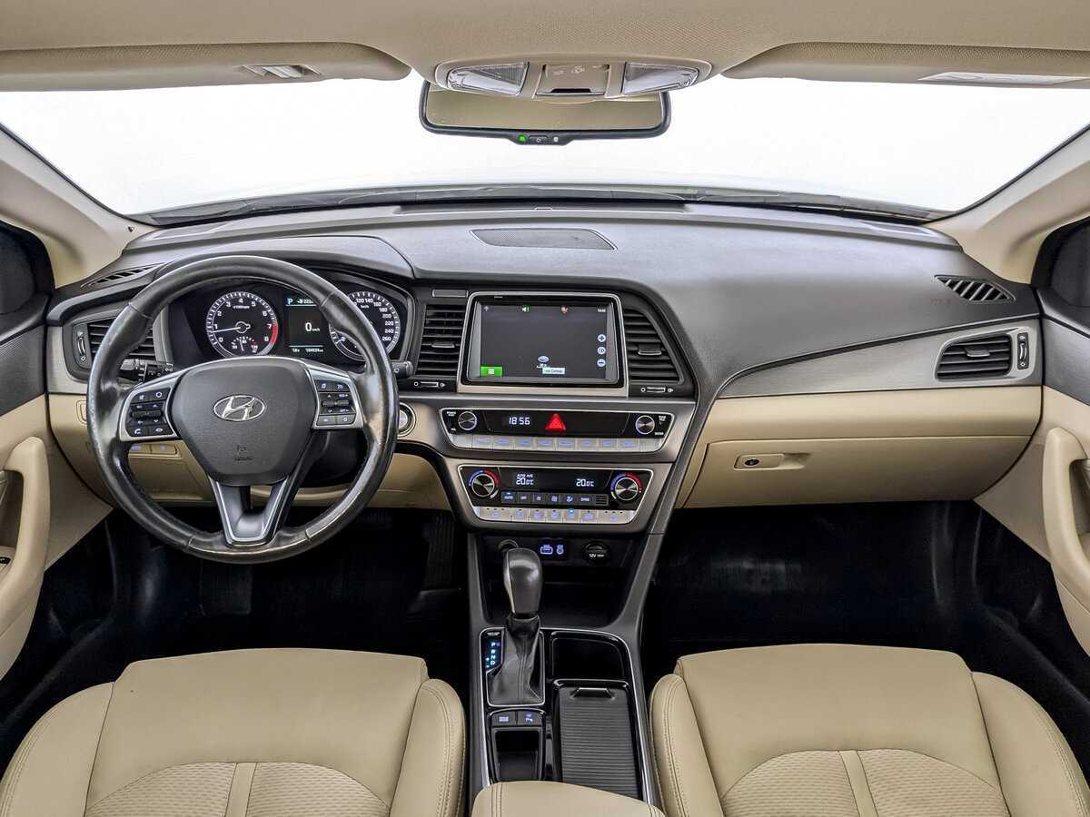 Купить Hyundai Sonata с пробегом. Фото: #13