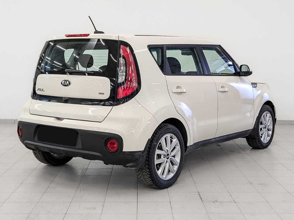 Купить Kia Soul с пробегом. Фото: #4