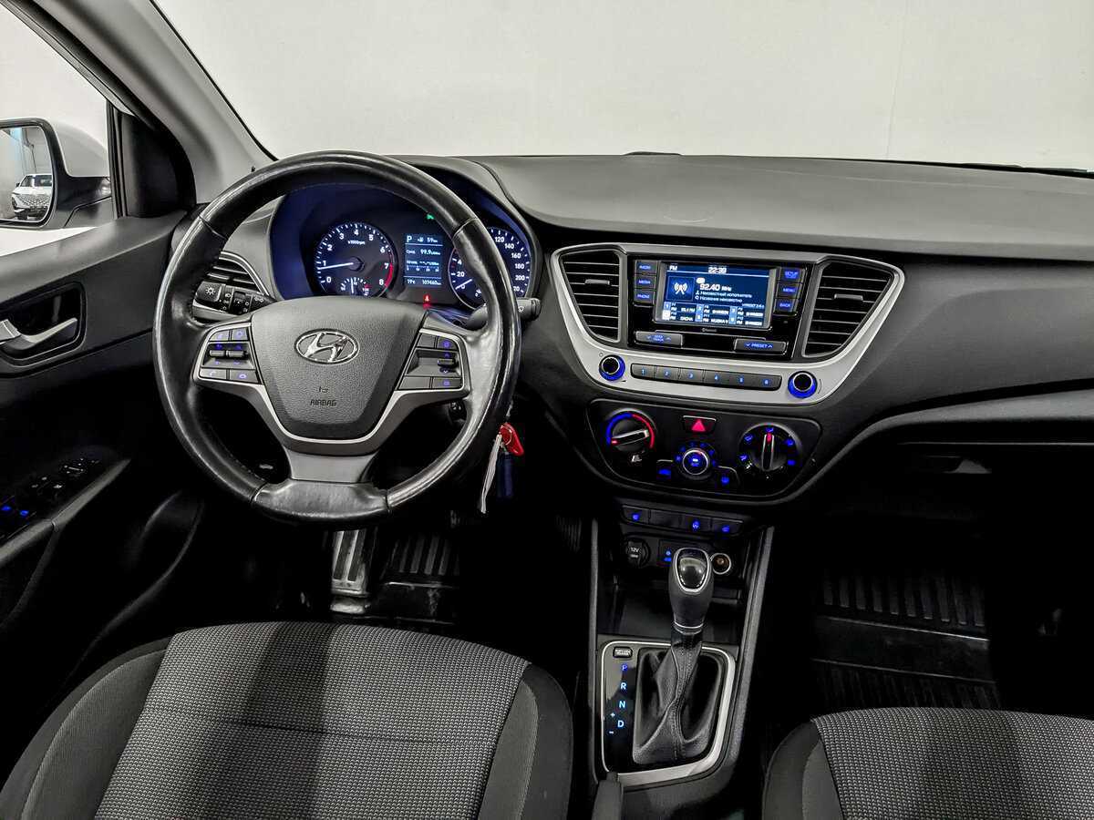 Купить Hyundai Solaris с пробегом. Фото: #27