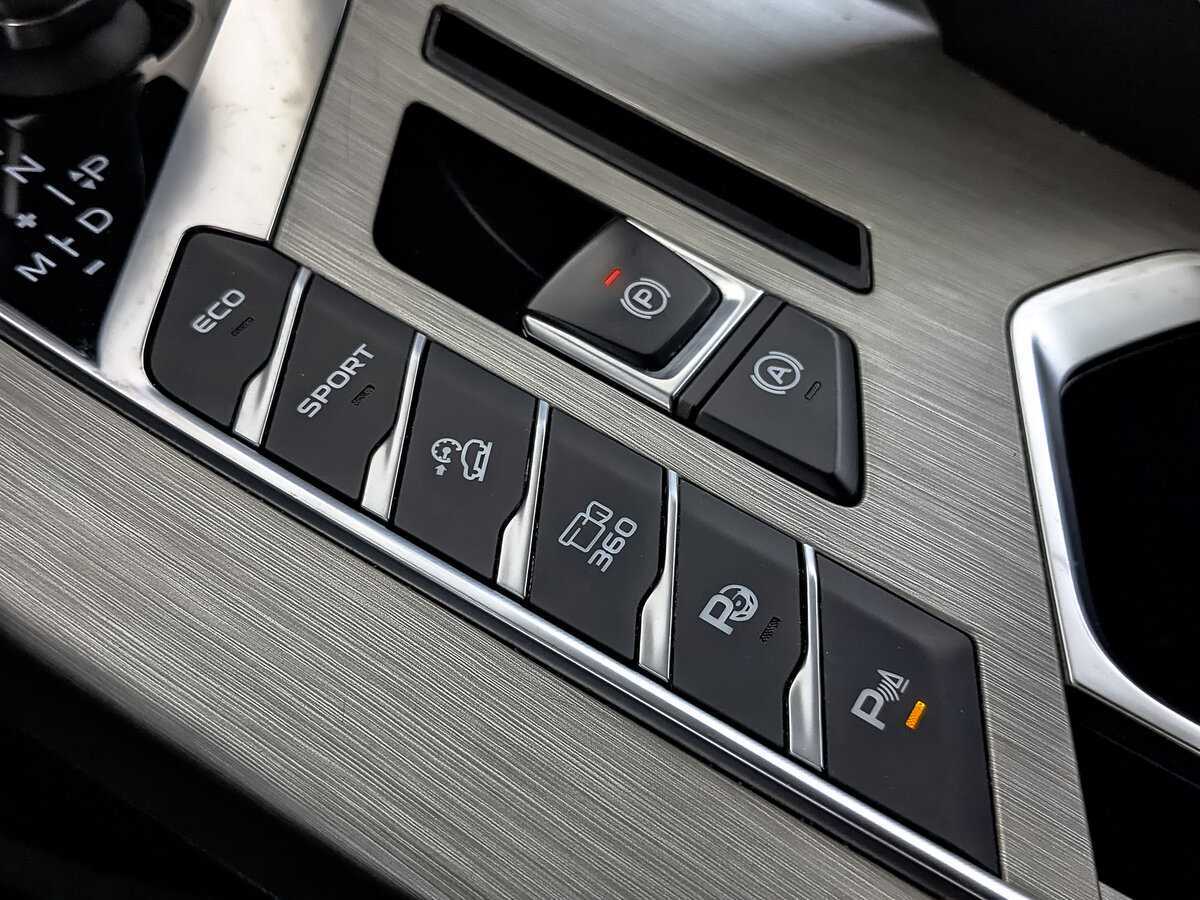 Купить Geely Coolray с пробегом. Фото: #25