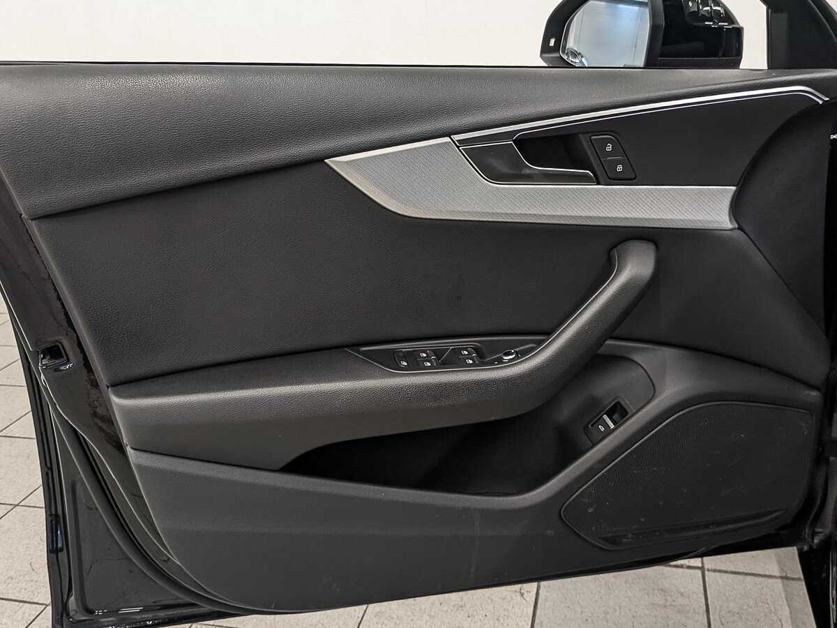Купить Audi A4 с пробегом. Фото: #17