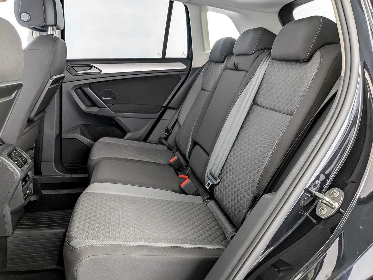 Купить Volkswagen Tiguan с пробегом. Фото: #11