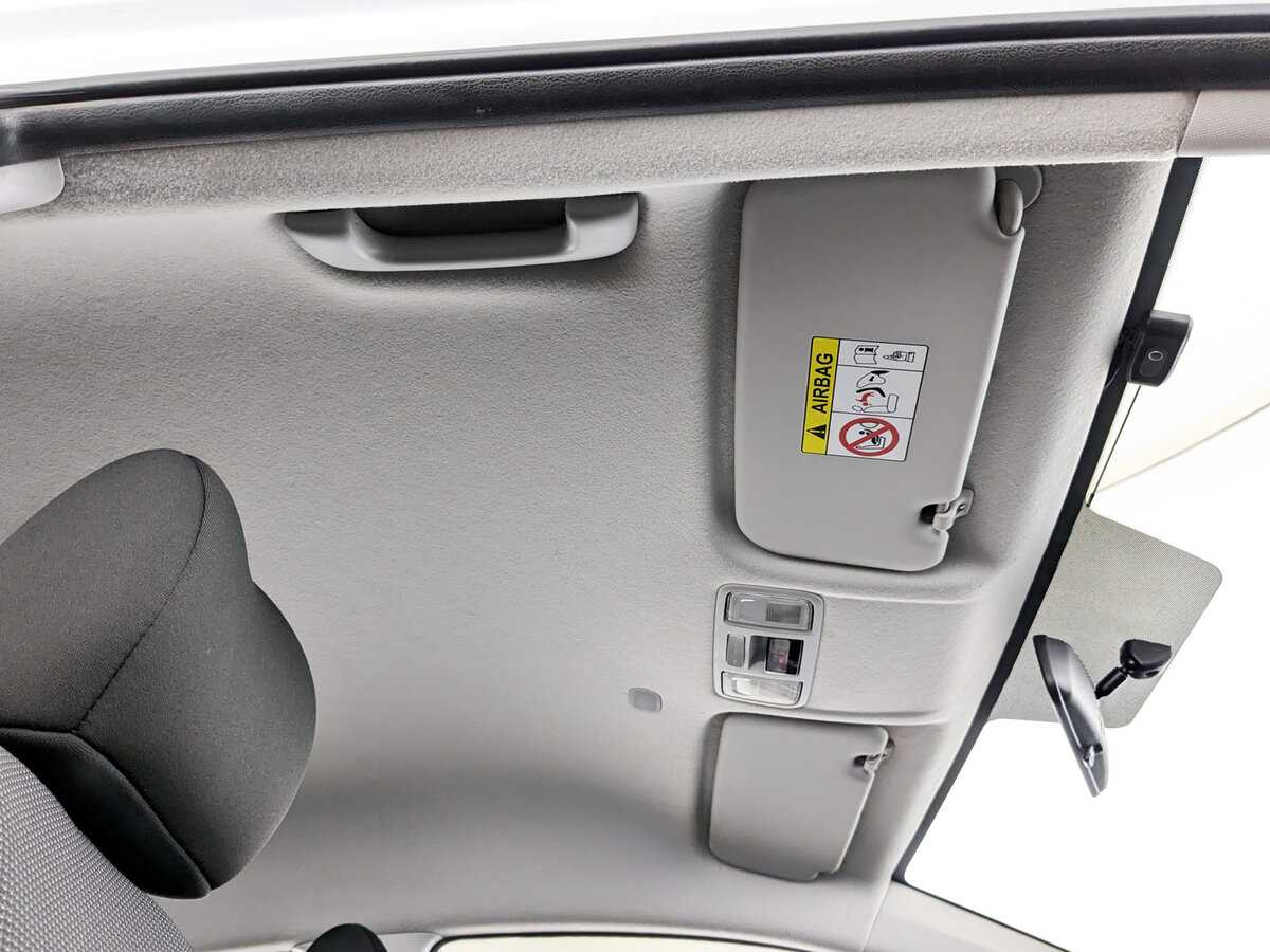 Купить Hyundai Solaris с пробегом. Фото: #20