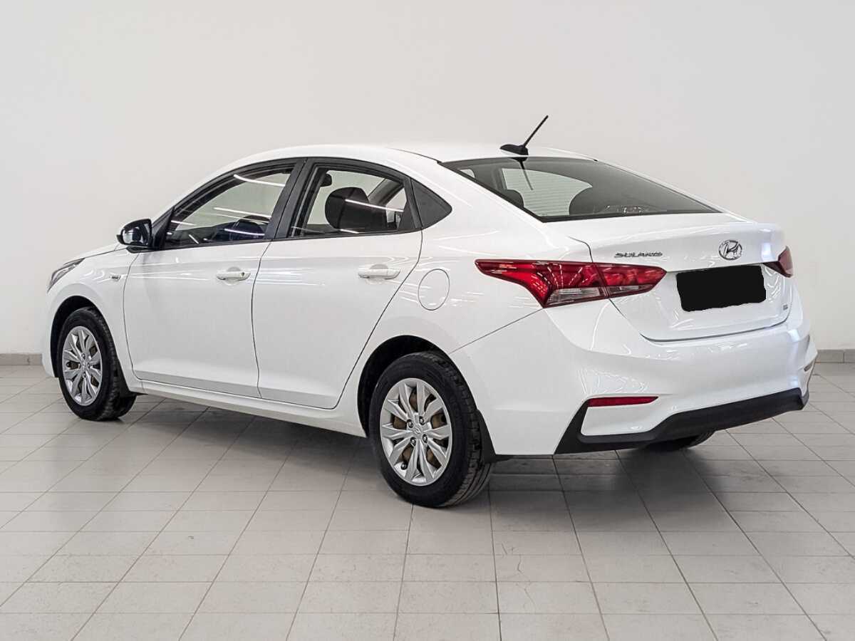 Купить Hyundai Solaris с пробегом. Фото: #6