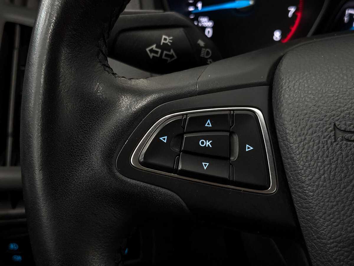 Купить Ford Focus с пробегом. Фото: #26