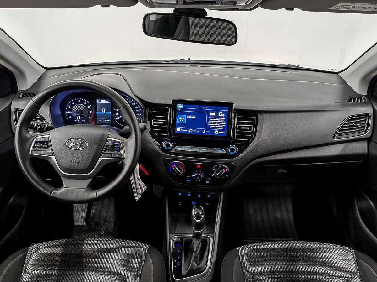 Купить Hyundai Solaris с пробегом. Фото: #13
