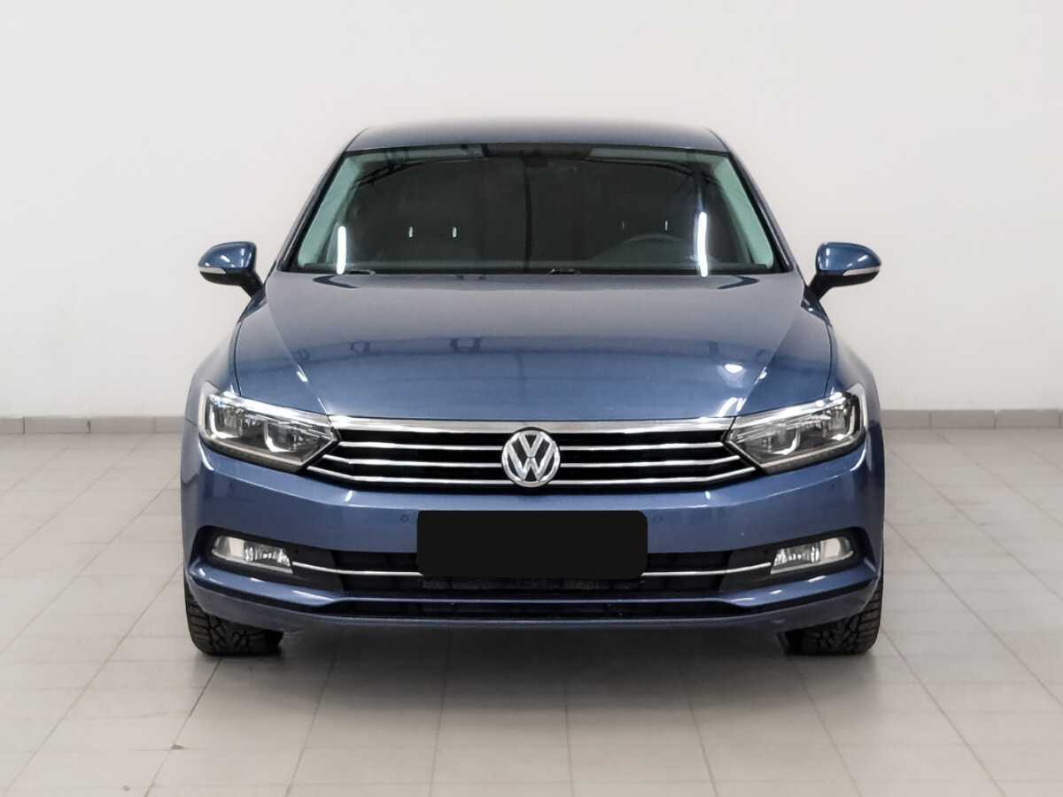Купить Volkswagen Passat с пробегом. Фото: #1