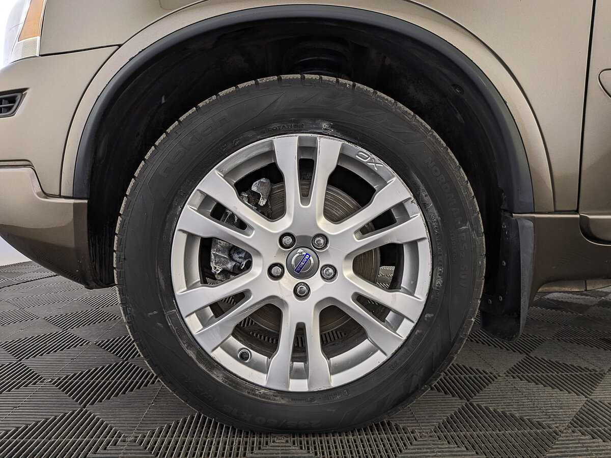 Купить Volvo XC90 с пробегом. Фото: #11