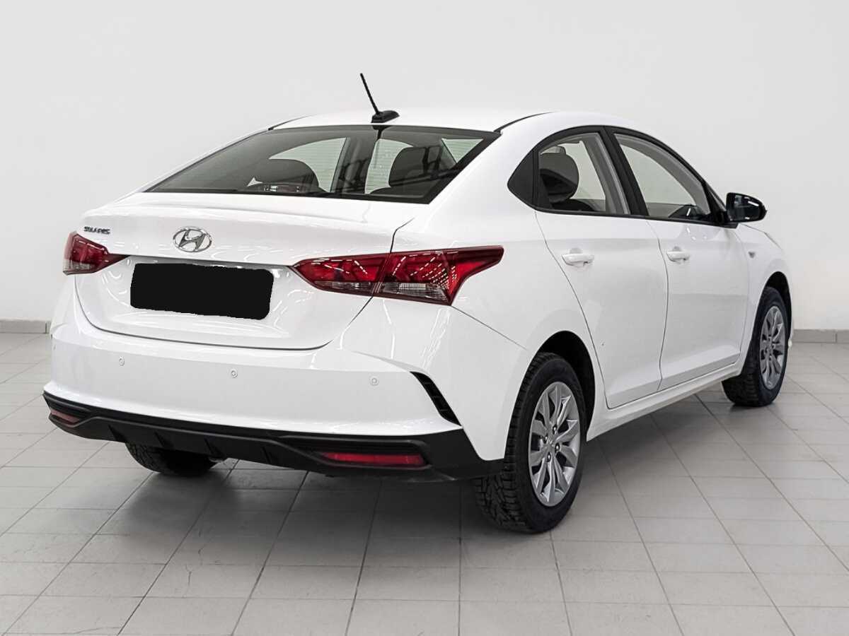 Купить Hyundai Solaris с пробегом. Фото: #4