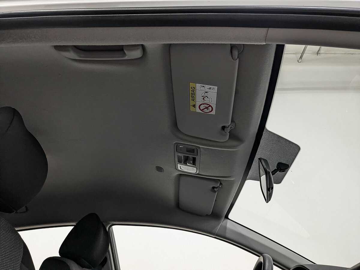 Купить Hyundai Solaris с пробегом. Фото: #22