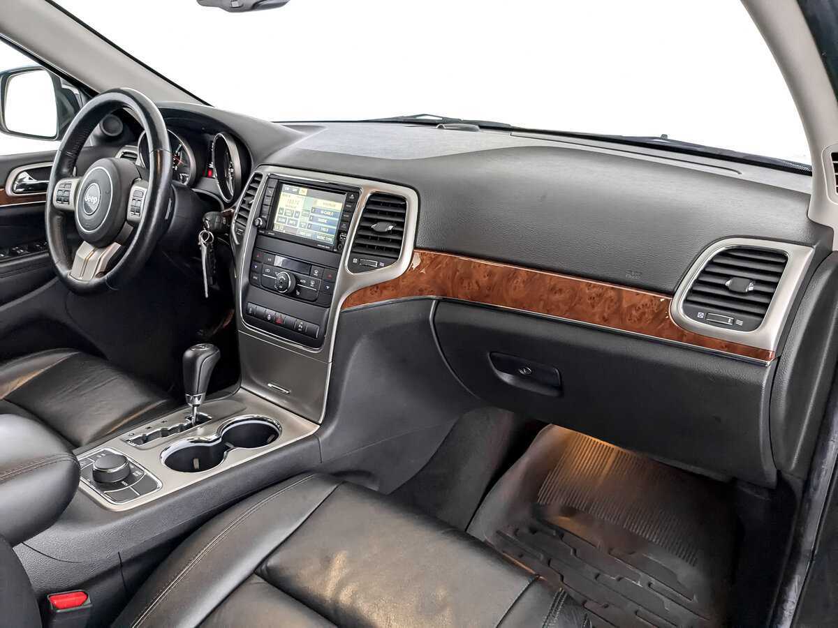 Купить Jeep Grand Cherokee с пробегом. Фото: #10