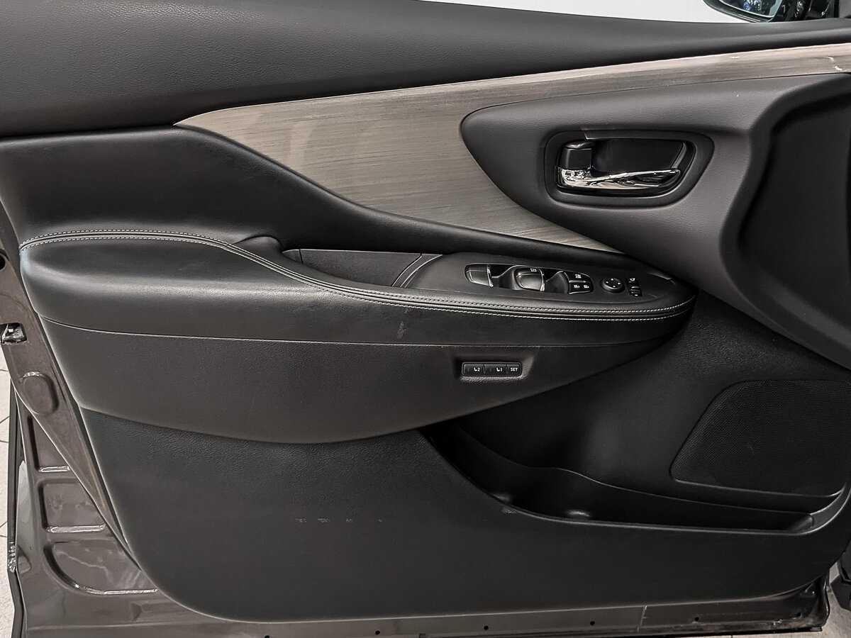 Купить Nissan Murano с пробегом. Фото: #18